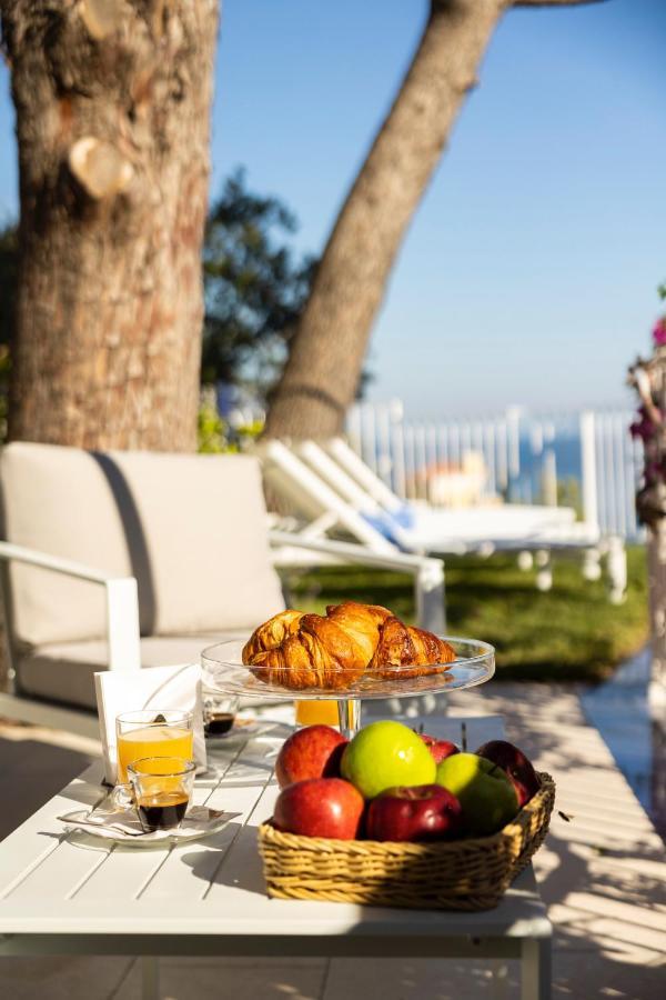 Vietri Decori Suites Amalfi Coast - Free Parking מראה חיצוני תמונה