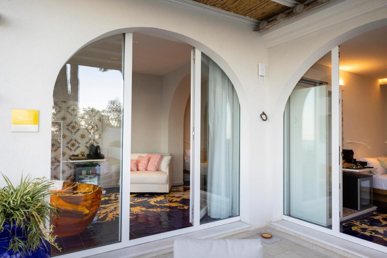 Vietri Decori Suites Amalfi Coast - Free Parking מראה חיצוני תמונה