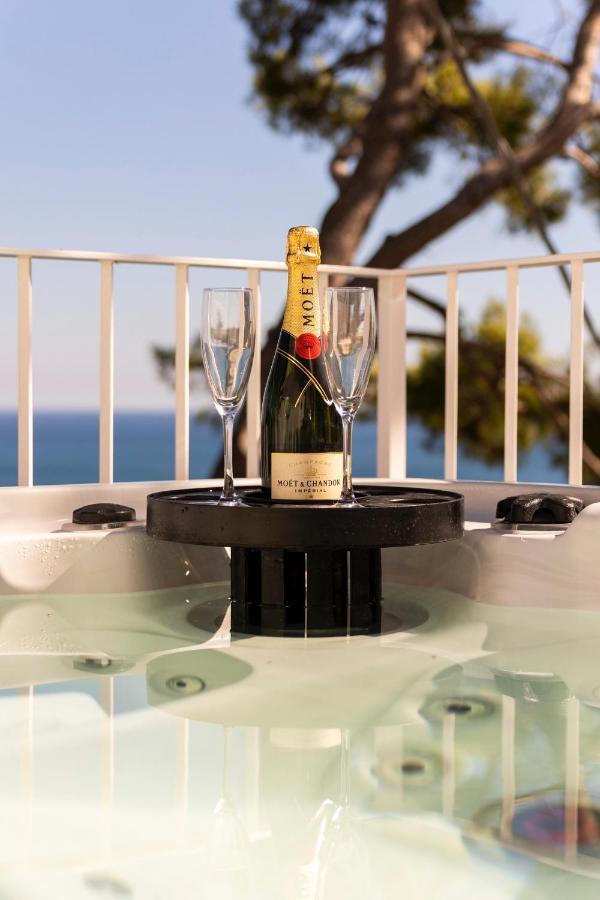 Vietri Decori Suites Amalfi Coast - Free Parking מראה חיצוני תמונה